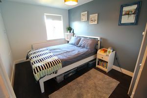 Bedroom- click for photo gallery